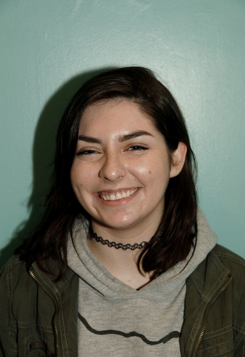 Юлия, 21